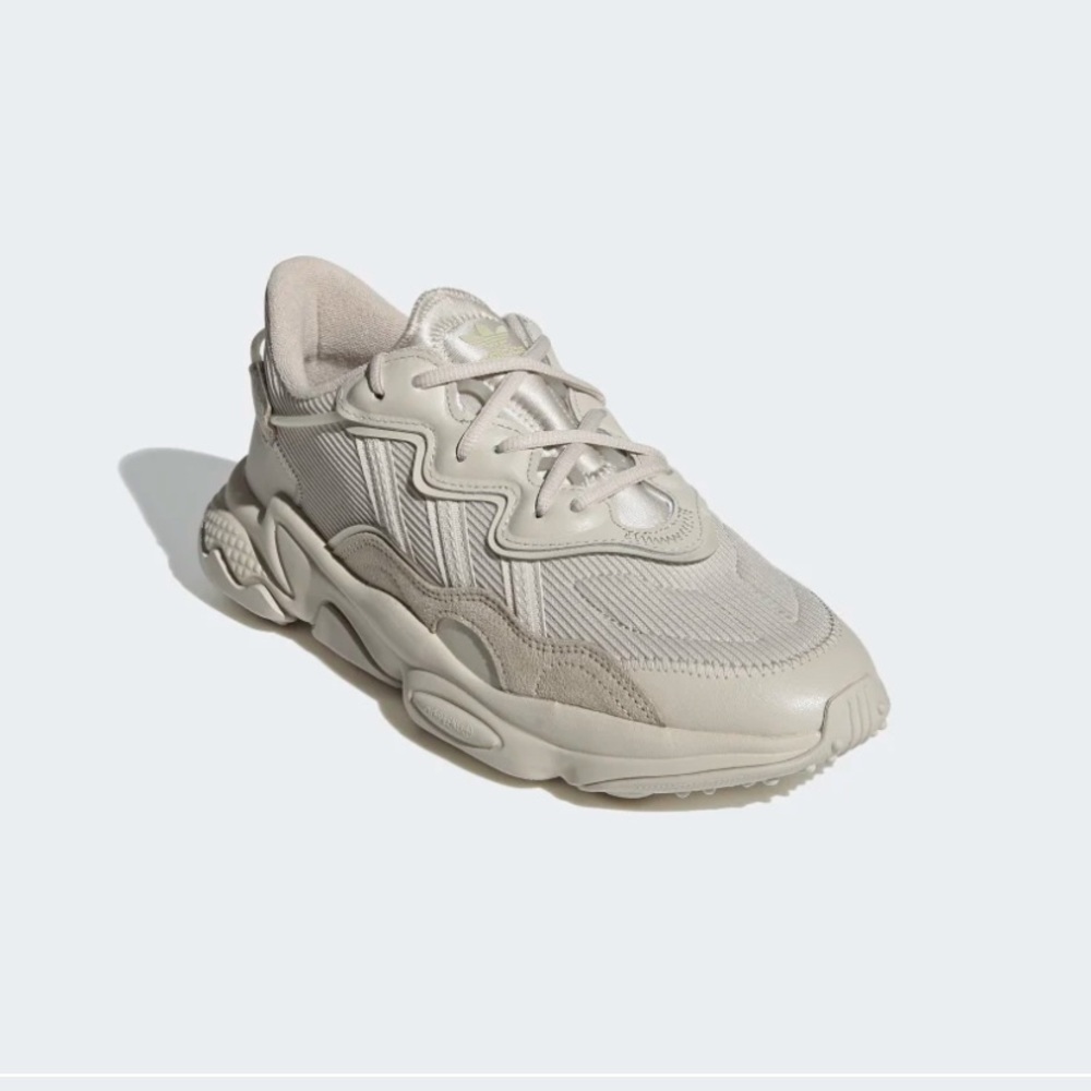 Adidas Ozweego Beige Sneakers Size 7.5-8.5